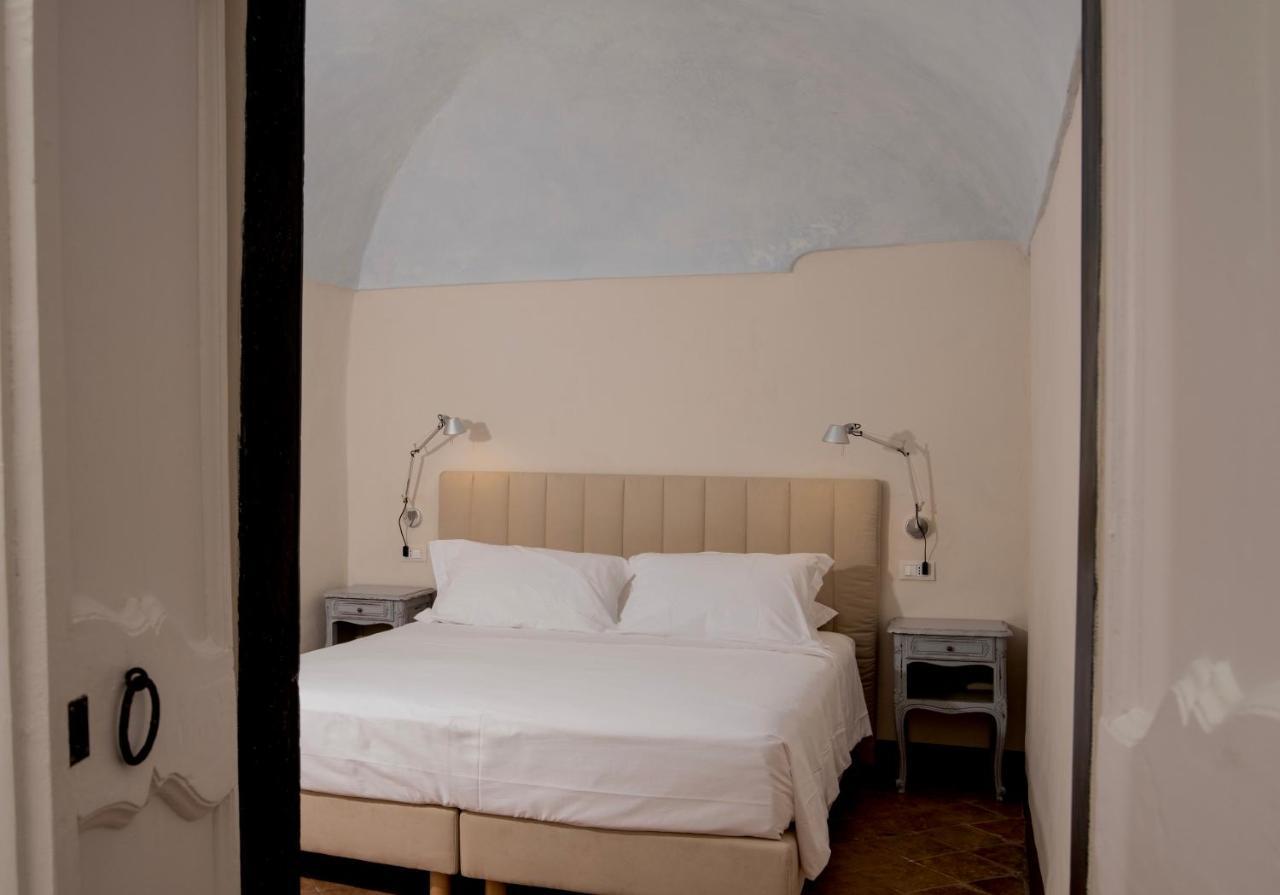 Uliveto Saglietto Agriturismo A Poggi Apartments อิมเปรีอา ภายนอก รูปภาพ
